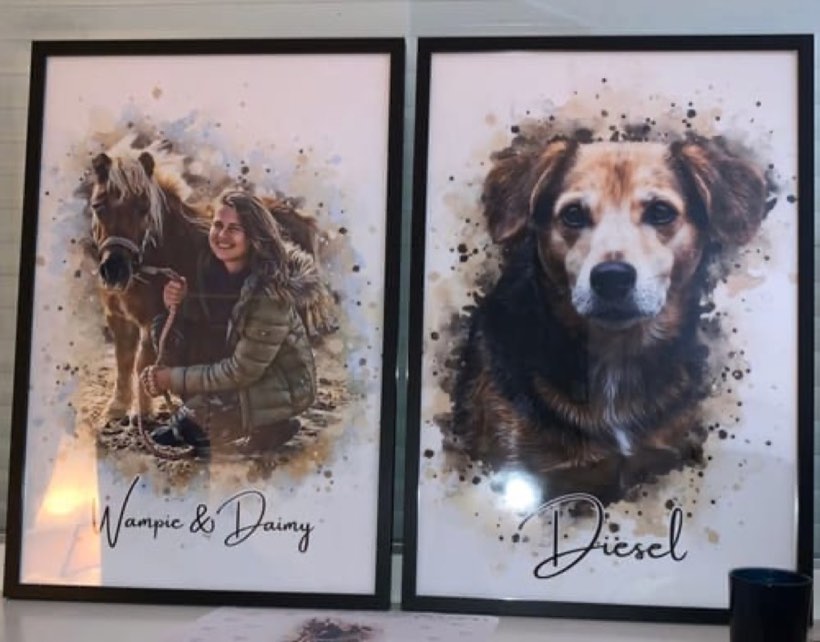 Foto van Shirley V. met hun Waterverf-portret